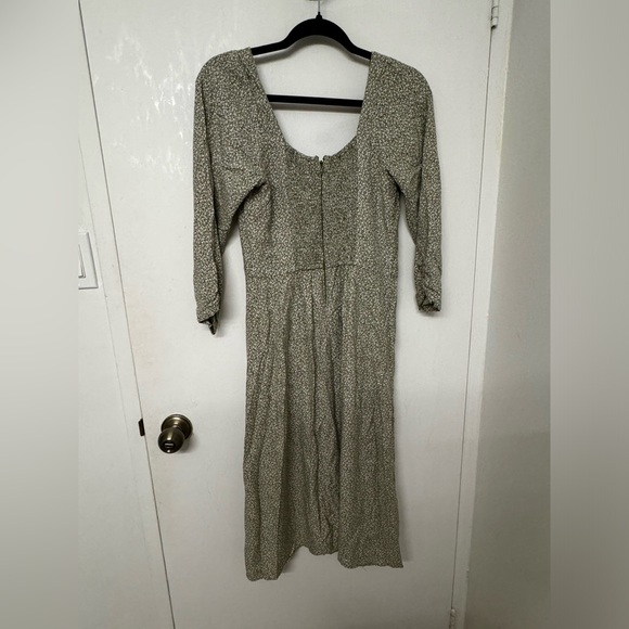 Abercrombie floral midi dress - Size Medium - Picture 2 of 4